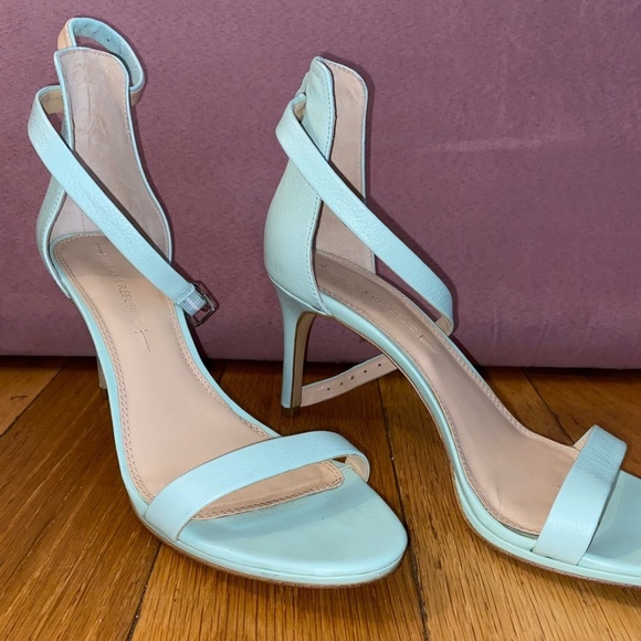 Banana Republic Shoes - Banana Republic stunning size 8.5 strappy heels mint green